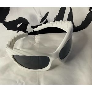 Unisex hip hop cat eye oversized sunglasses